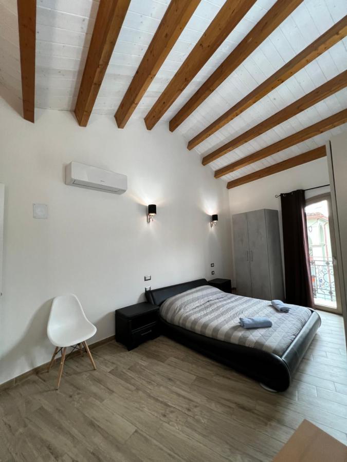 Appartement L'Angelo Bianco 2 à Pula Extérieur photo